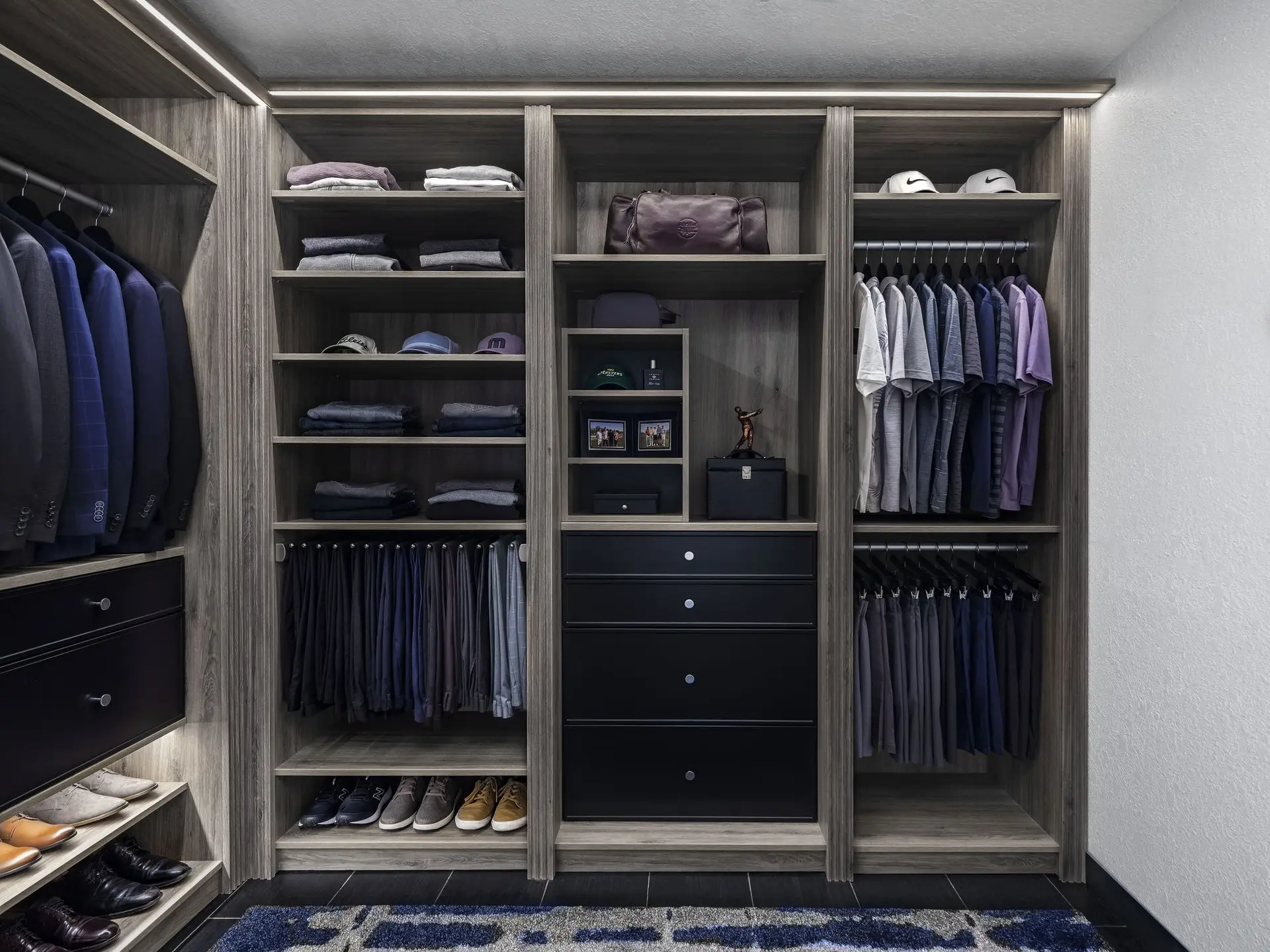 Luxury style custom closet systems built by a local contractor in Fort Lauderdale
