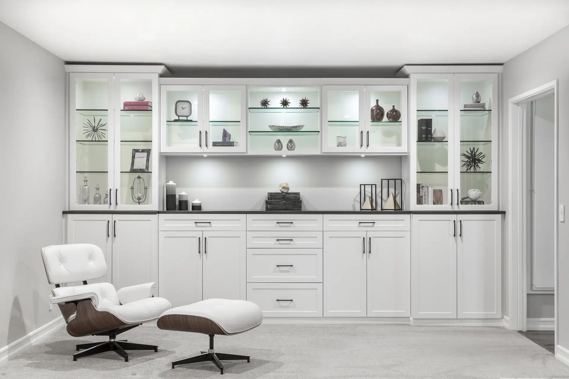 White wall unit
